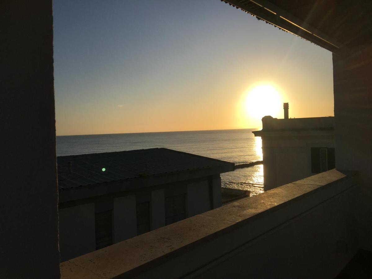 La Terrazza Sul Mare Villa Санта Маринела Екстериор снимка