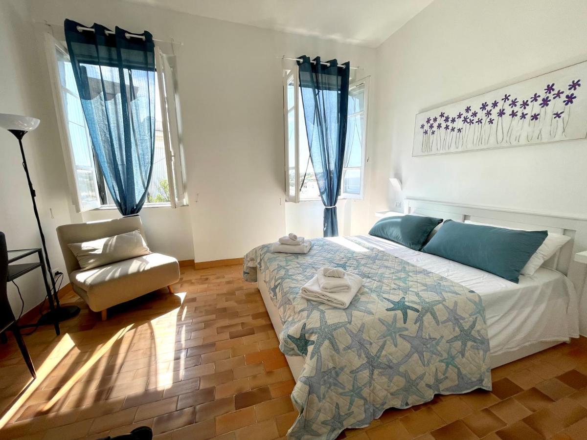 La Terrazza Sul Mare Villa Санта Маринела Екстериор снимка